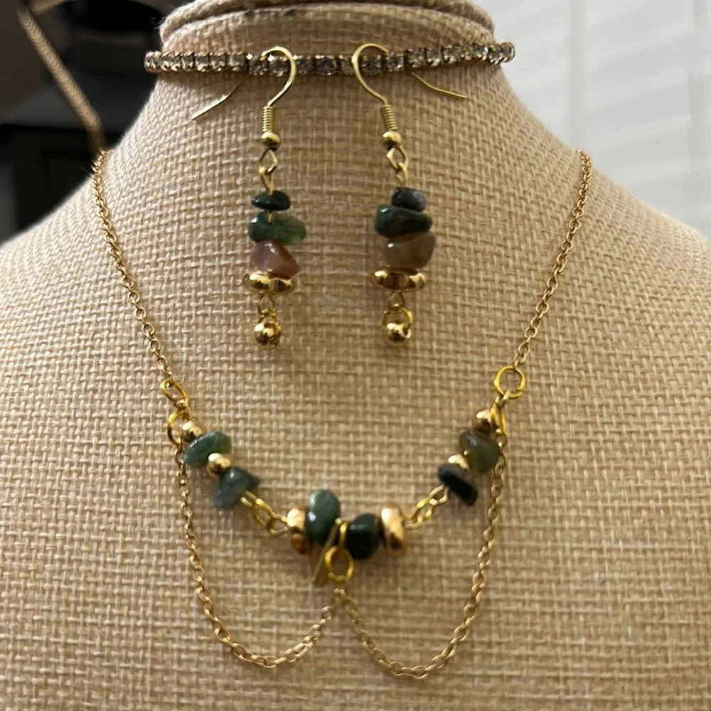 ARTISAN gold and Agate necklace and earrings Jewelry Set